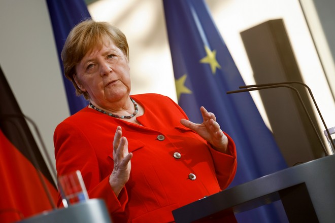 Меркель назвала действия нацистской Германии поводом для стыда