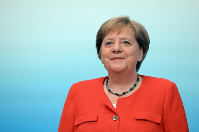 Меркель объяснила, зачем Германии диалог с Россией