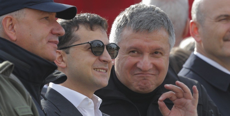 Арсена Авакова готовят в президенты Украины - NEWS.ru - 15.07.21