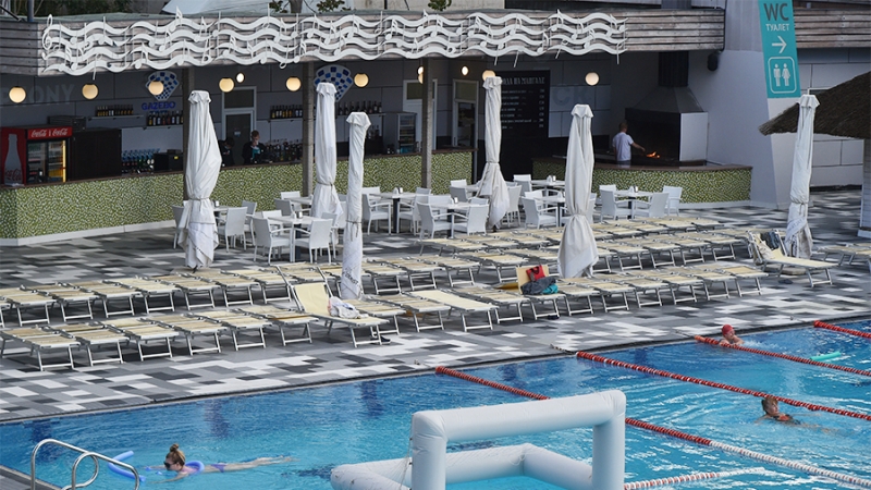 Отели Севастополя начали принимать гостей по справке о вакцинации или антителах