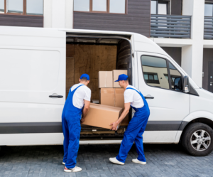 Грузовые перевозки: когда нужны и как выбрать компанию